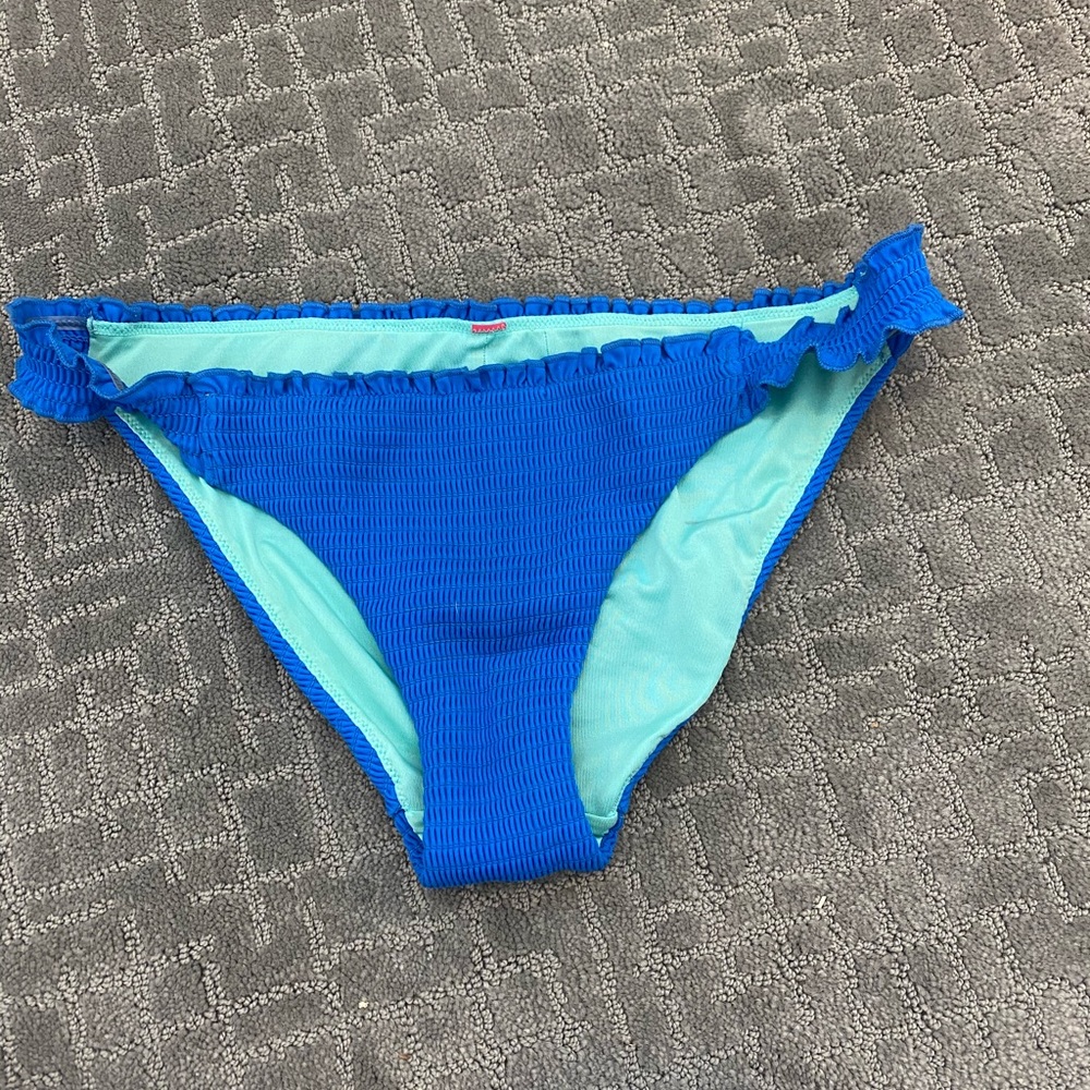 Victoria’s Secret Bikini Bottoms SMALL!
